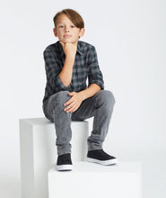 Load image into Gallery viewer, FALSE